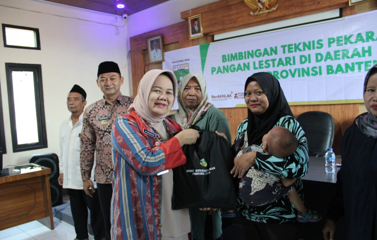 BIMBINGAN TEKNIS PEKARANGAN PANGAN LESTARI DIWILAYAH KECAMATAN JOMBANG - KAB. SERANG